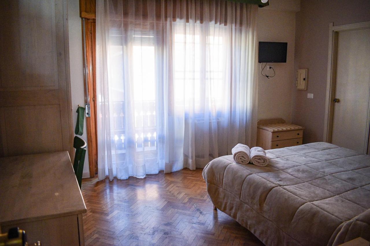 Lo Sciatore Hotel & Restaurant Camigliatello Silano Exterior photo